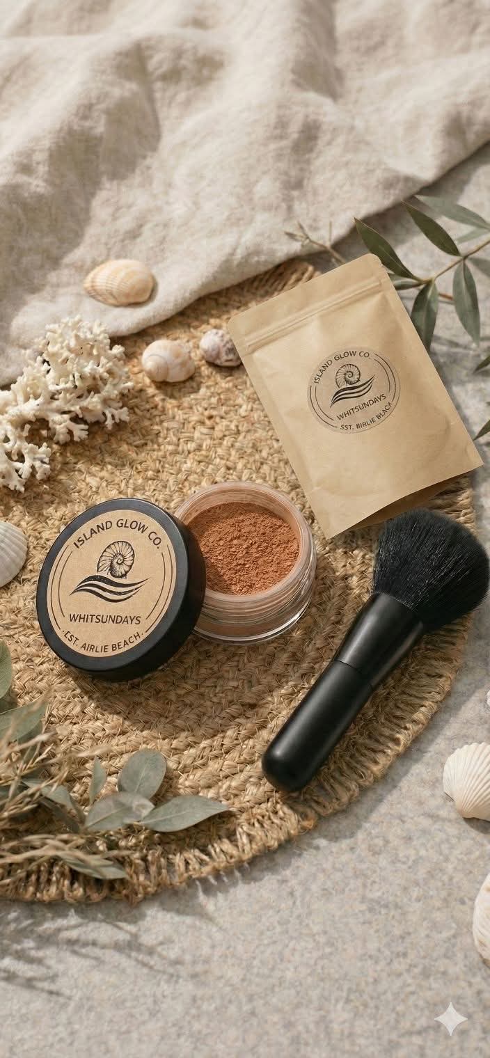intro pack Island Glow "Bronzer And Illuminator - 2 in 1 + Refill + Premium Kabuki Brush and Face Glow 5ml